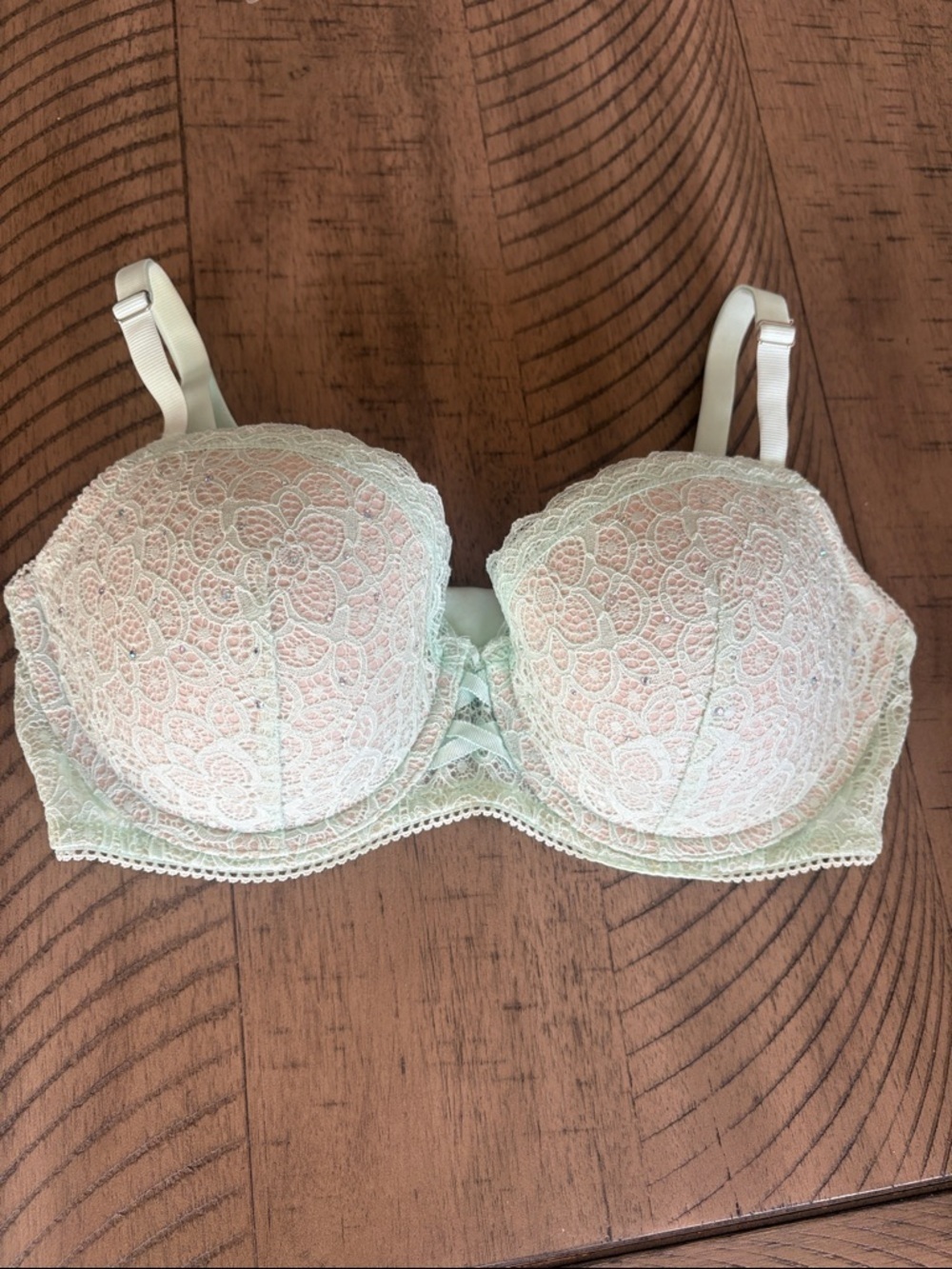 NWOT Victoria's Secret Dream Angel Bejeweled Lace Mint Green Push-up Bra